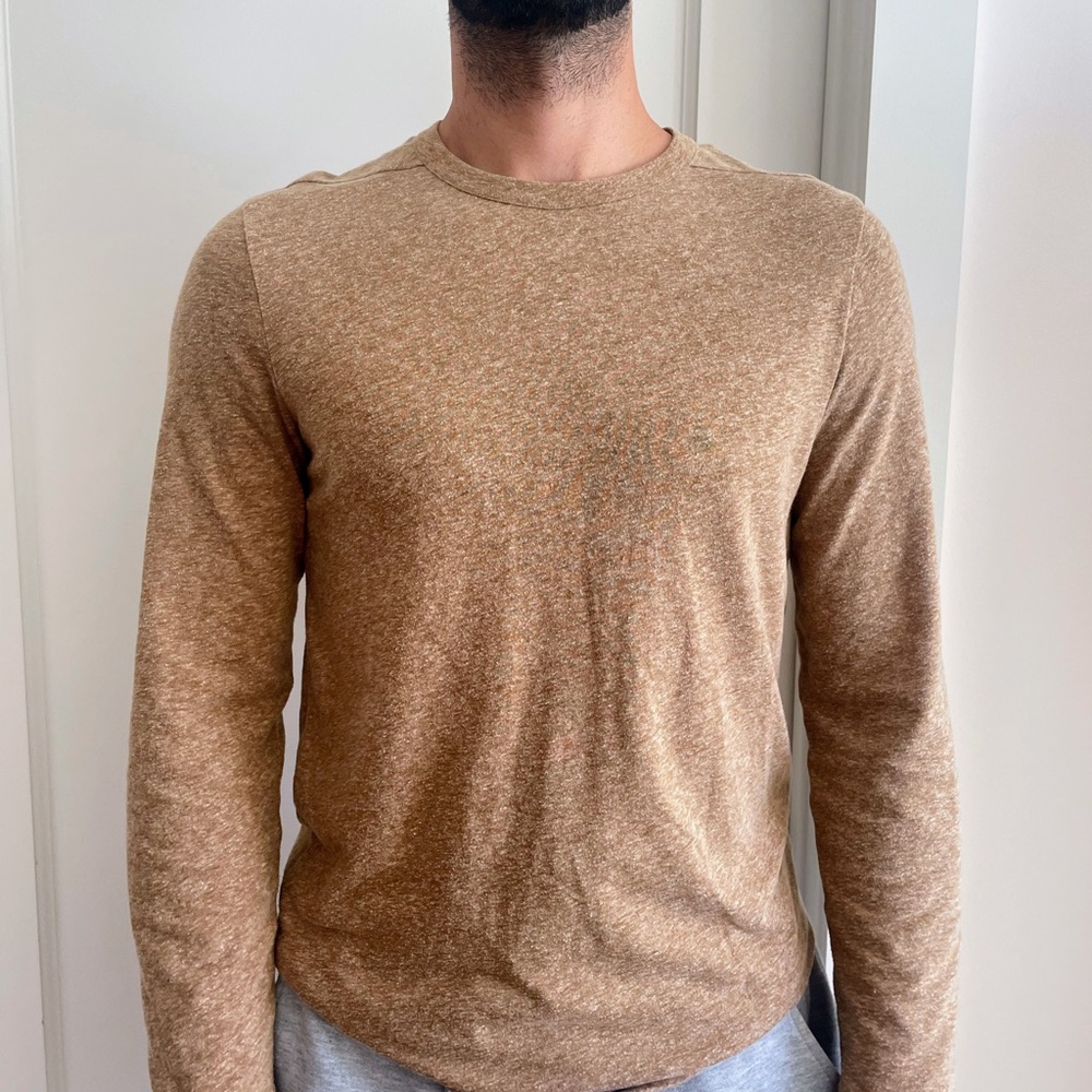 Homecore longsleeve size large